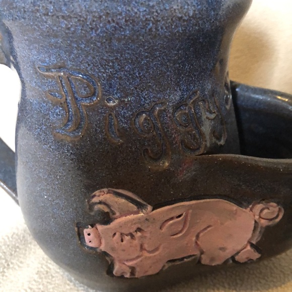 Groundhog art pottery mugs. Piggy’s - Picture 2 of 7